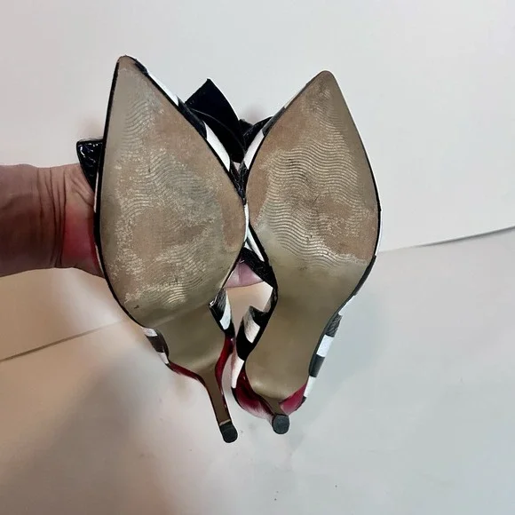 Betsey Johnson Princess Pump 7.5 d'Orsey Style Stiletto Black And White Stripe - Picture 7 of 9